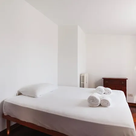 Youhosty - Loreto 1 Bedroom Apartment *