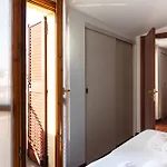 Apartman Youhosty - Loreto 1 Bedroom Milánó