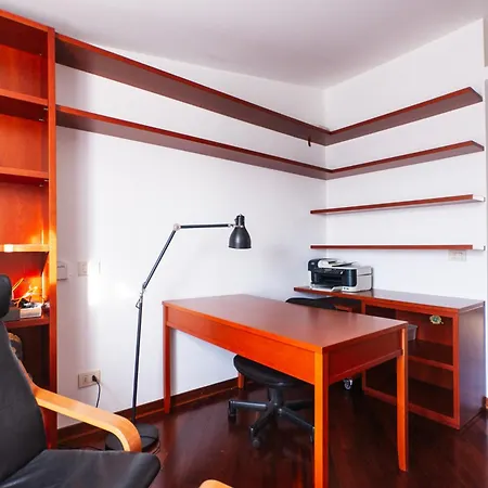 Youhosty - Loreto 1 Bedroom * Milánó